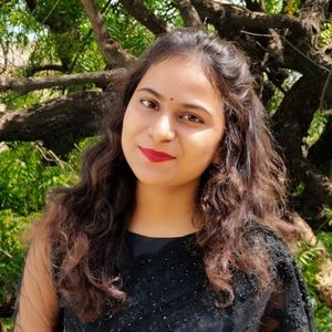 Meet your Posher, Karina